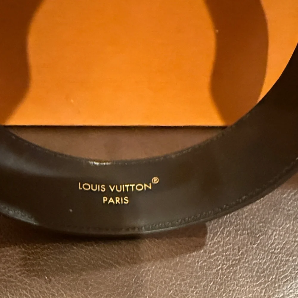 Louis Vuitton Tan Monogram Headband with Black Interior - Picture 3 of 3
